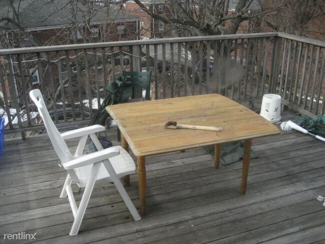 Foto del edificio - 4 br, 1 bath House - 70 Chester St. #2-2 2