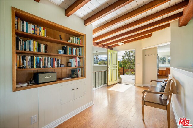 Building Photo - 5108 Escobedo Dr