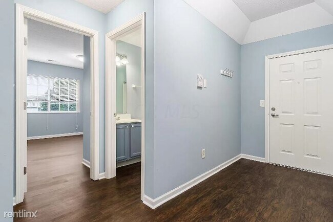 Building Photo - 3 br, 2 bath Condo - 6533 Dorothys Crk