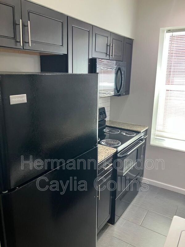 Foto del edificio - 3854-3856 Folsom Ave