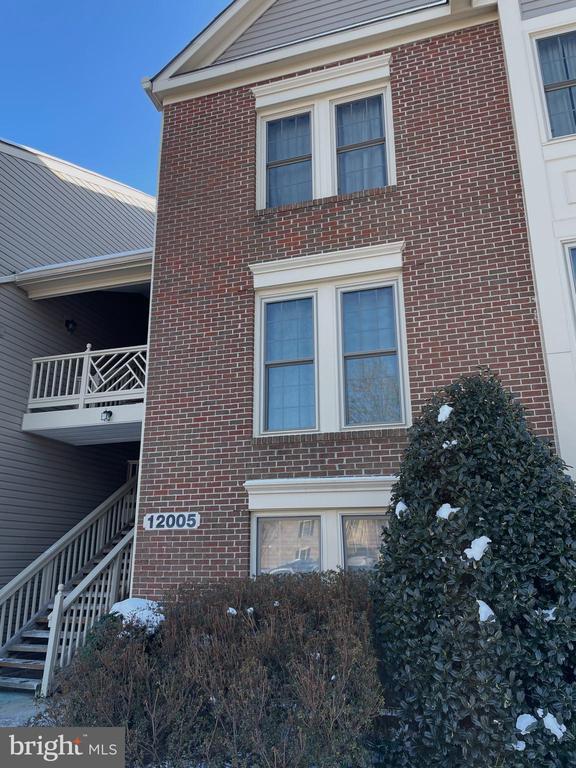 12005 Ridge Knoll Dr Unit 409A, Fairfax, VA 22033 Room for Rent in