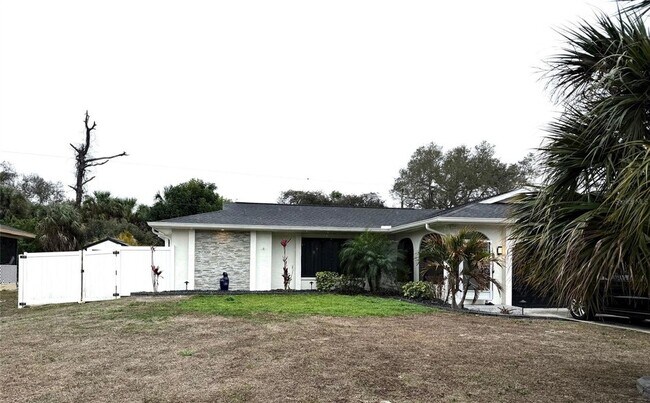 Building Photo - 2122 Winningway St