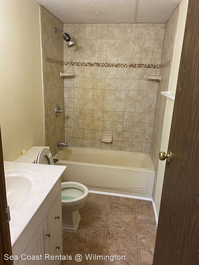 Building Photo - 3 br, 2 bath House - 1842 Mission Hills Drive