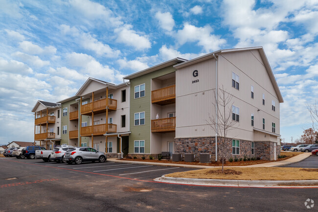 Building Photo - Rock Springs