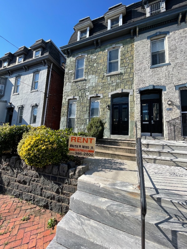 Photo - 208 S 41st St Apartment