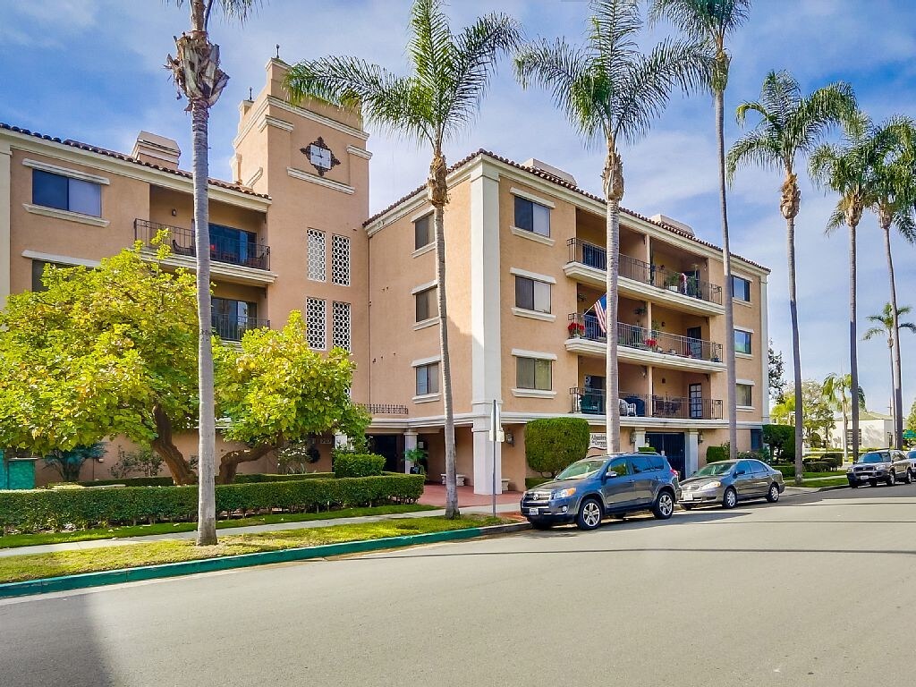 707 Orange Ave, Coronado, CA 92118 Condo for Rent in Coronado, CA