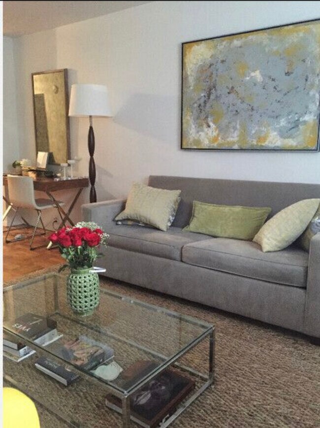 Foto del edificio - 240 E 76th St