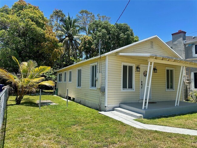 Foto del edificio - 3611 Oak Ave