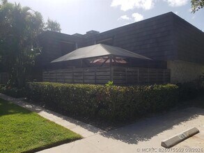 Building Photo - 1418 14th Terrace