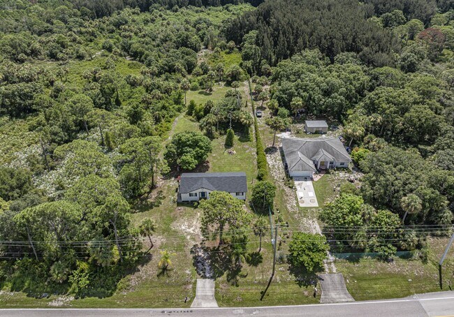 Foto del edificio - 8920 66th Ave