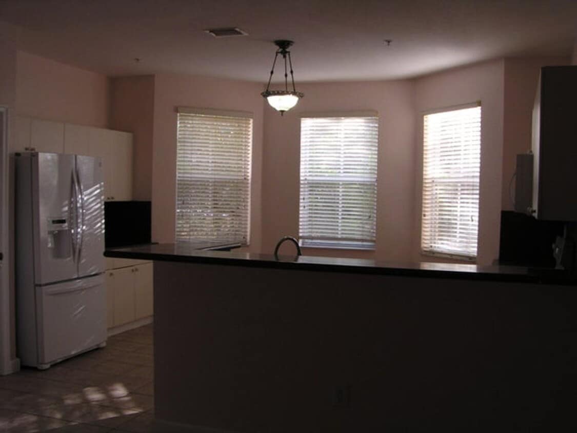 Primary Photo - 3514 Shoma Dr