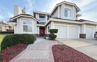 Building Photo - 567 Montori Ct