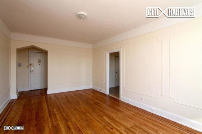 Foto del edificio - 35-19 Ditmars Blvd