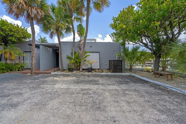 Building Photo - 6433 Windmill Gate Rd
