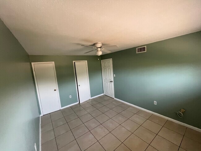 Dormitorio principal - 140 Minna Ln
