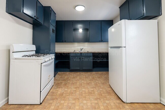 Foto del edificio - 654 S Eastridge Dr