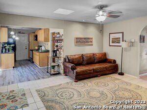 Building Photo - 5814 Danny Kaye Dr