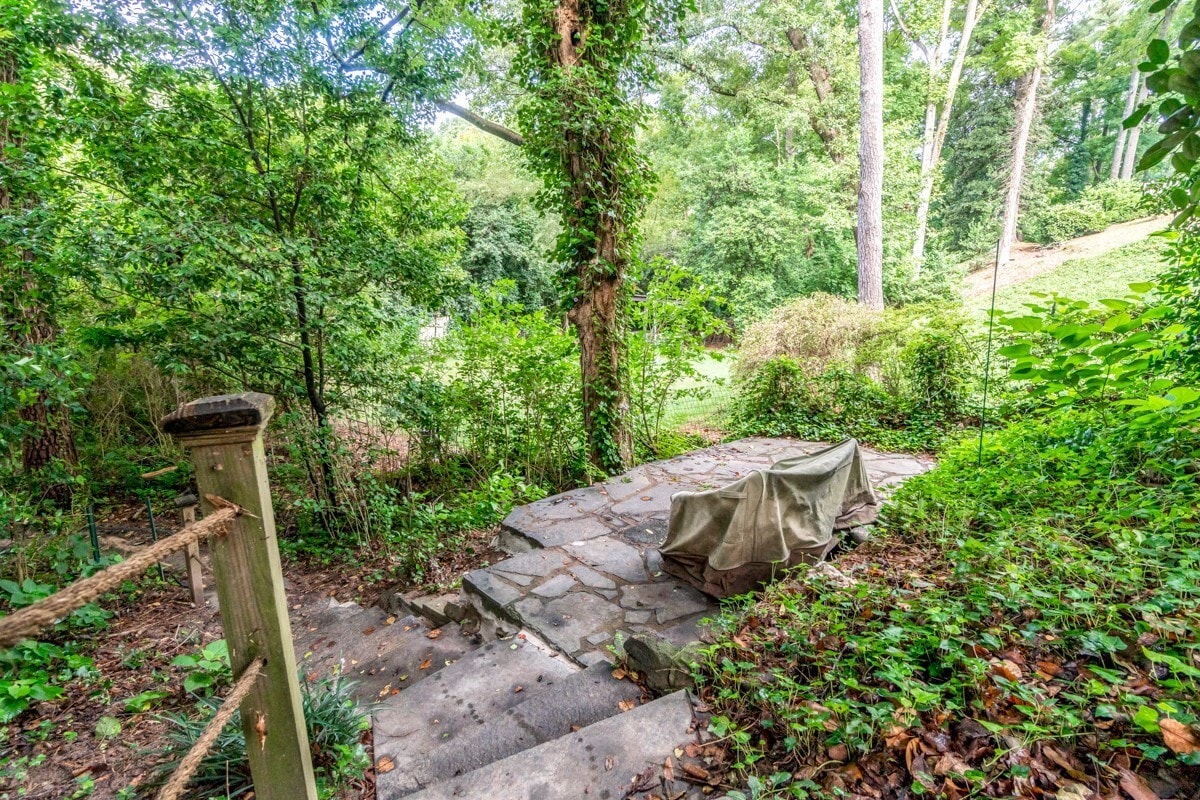 Photo - 432 Collier Rd. NW
