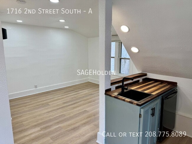 Foto del edificio - 1716 2nd St S