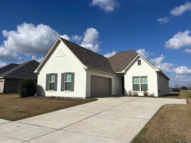 Building Photo - 39106 Harrier St