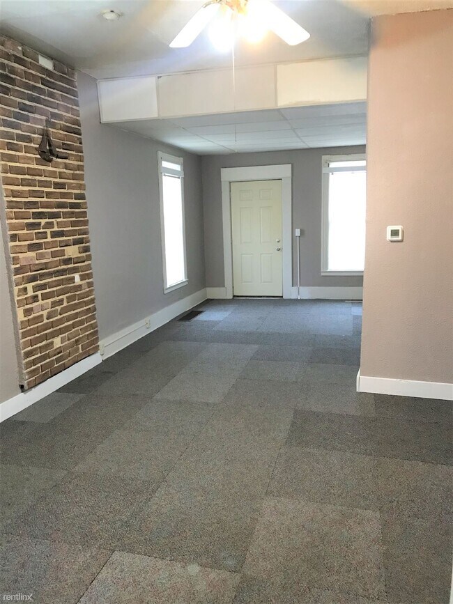 Building Photo - 2 br, 1 bath House - 749 Emperor St SW