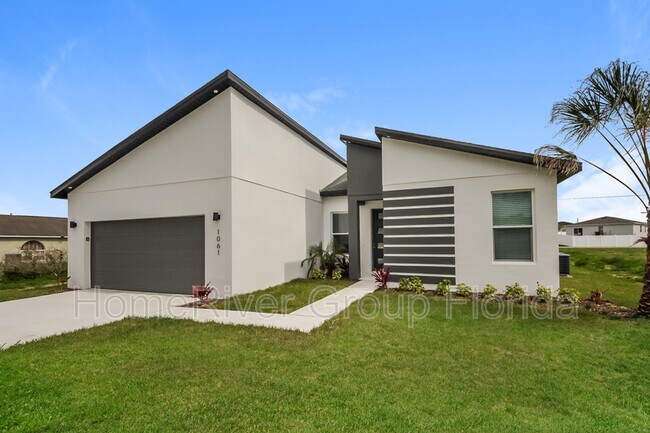 Foto del edificio - 1061 N Platte Way