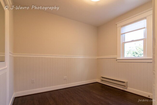 Building Photo - 43 Abbey St
