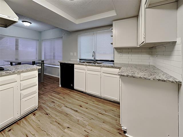 Building Photo - 4822 Tealwood Cir