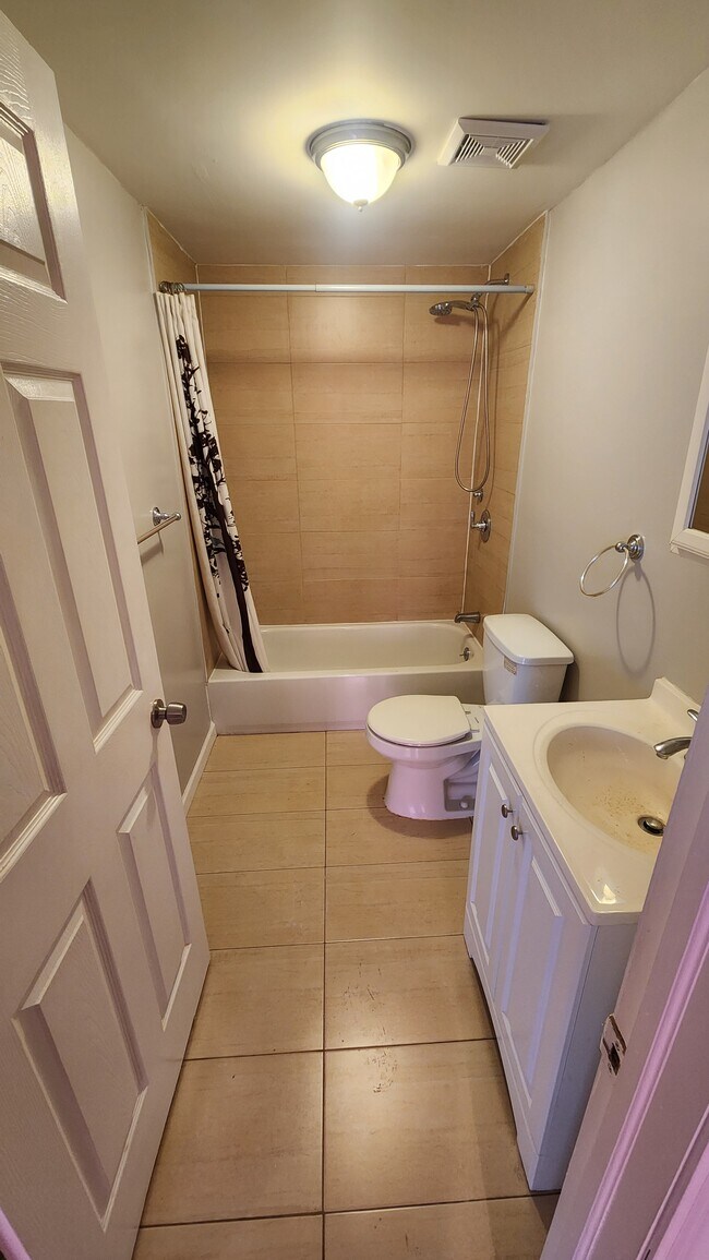 Foto principal - 17 Van Buren St