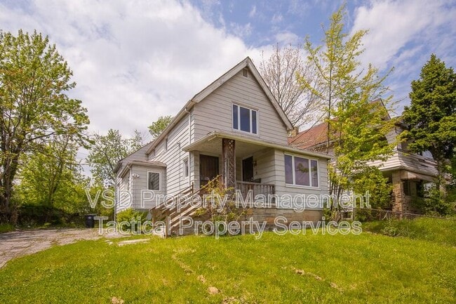 Building Photo - 3408 E 140th St