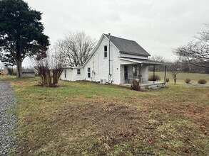 Building Photo - 5024 Albright Rd