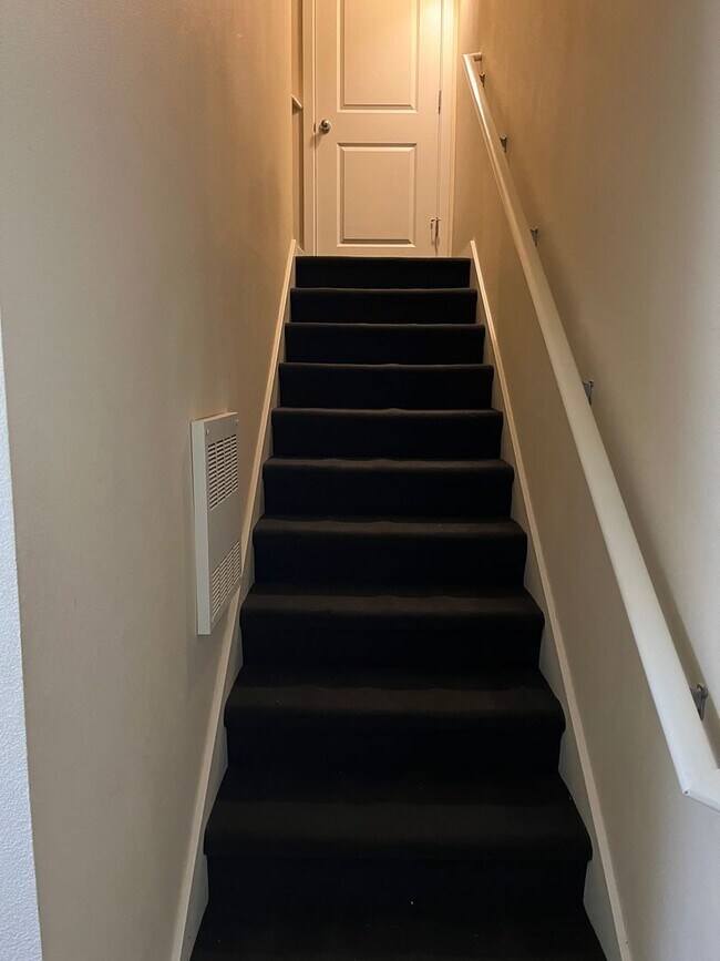 Foto del edificio - Ravenna Townhome