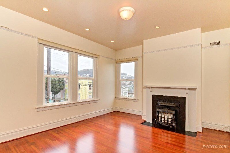 Primary Photo - 555 Sanchez St