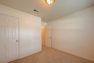 Building Photo - 26915 Teal Bayou Ln