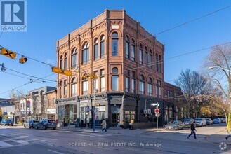 Building Photo - 2-2 Boulton Ave