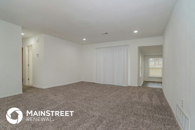 Foto del edificio - 7411 NW Oak Dr