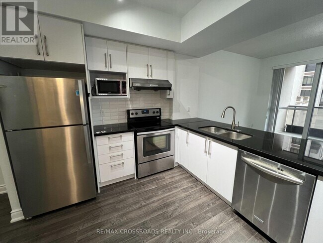 Photo du bâtiment - 38 Cedarland Dr