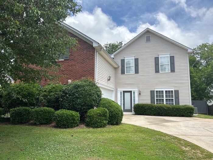 Primary Photo - House in Simpsonville