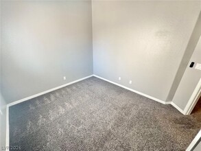 Building Photo - 8316 Donatello Ct