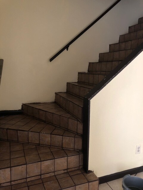 Foto del edificio - 500 Melrose St