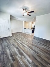 Building Photo - 7331 Sunray Point St