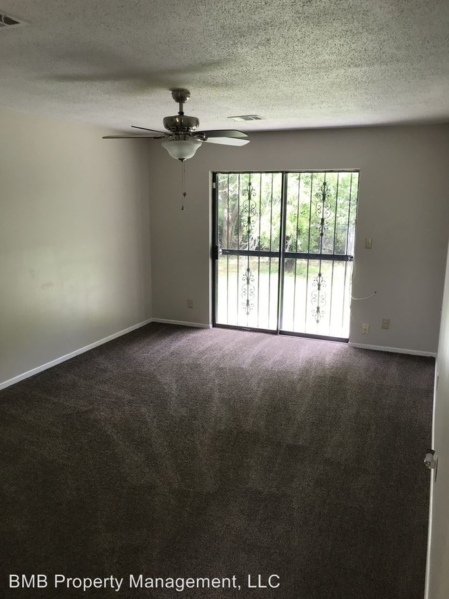 Foto del edificio - 3 br, 2 bath House - 705 North Pass Road