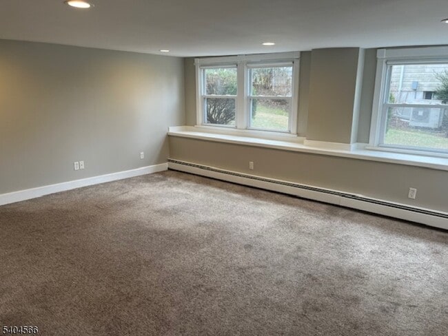 Foto del edificio - 96 Ridgedale Ave