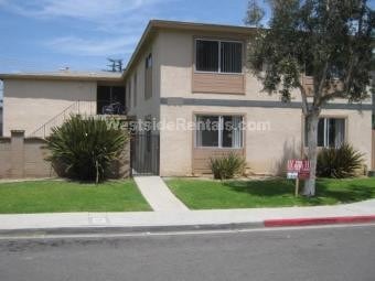 NA - 988 Valencia St Apartment