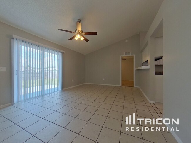 Building Photo - 3314 Buckland Street Deltona FL