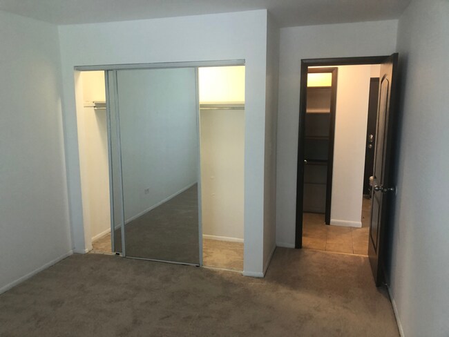 Foto del edificio - 650 Westmoreland Dr