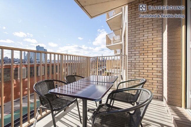 Foto del edificio - 16 West St