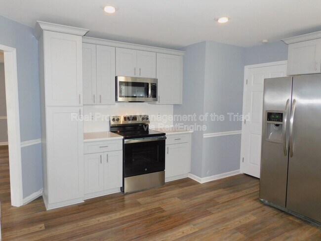 Building Photo - 5101 Mountain Ash Ct