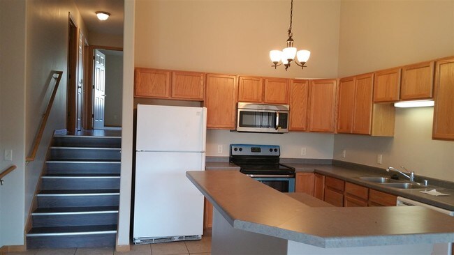 Building Photo - 8103 Starr Grass Dr