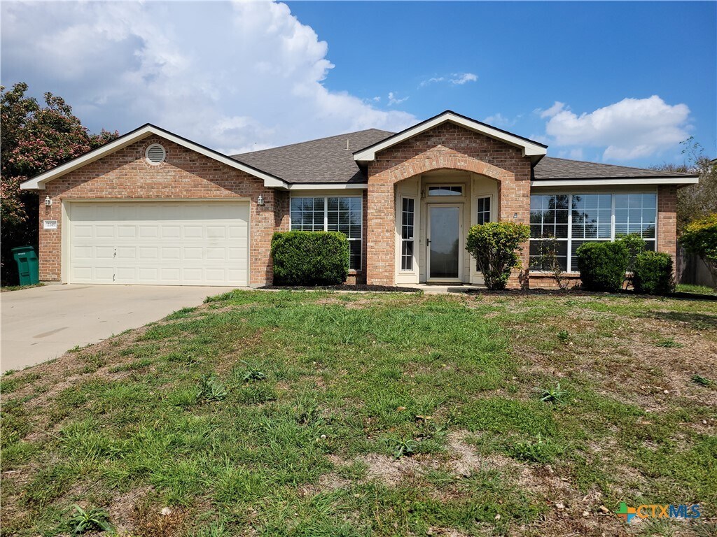 Primary Photo - 2149 Modoc Dr